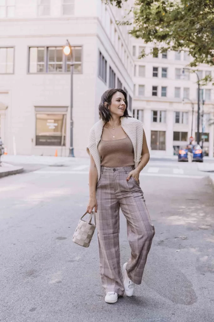 Casual plaid pants outfit