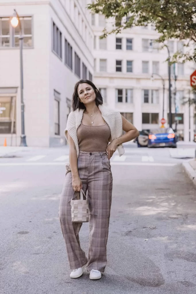 Casual plaid pants outfit