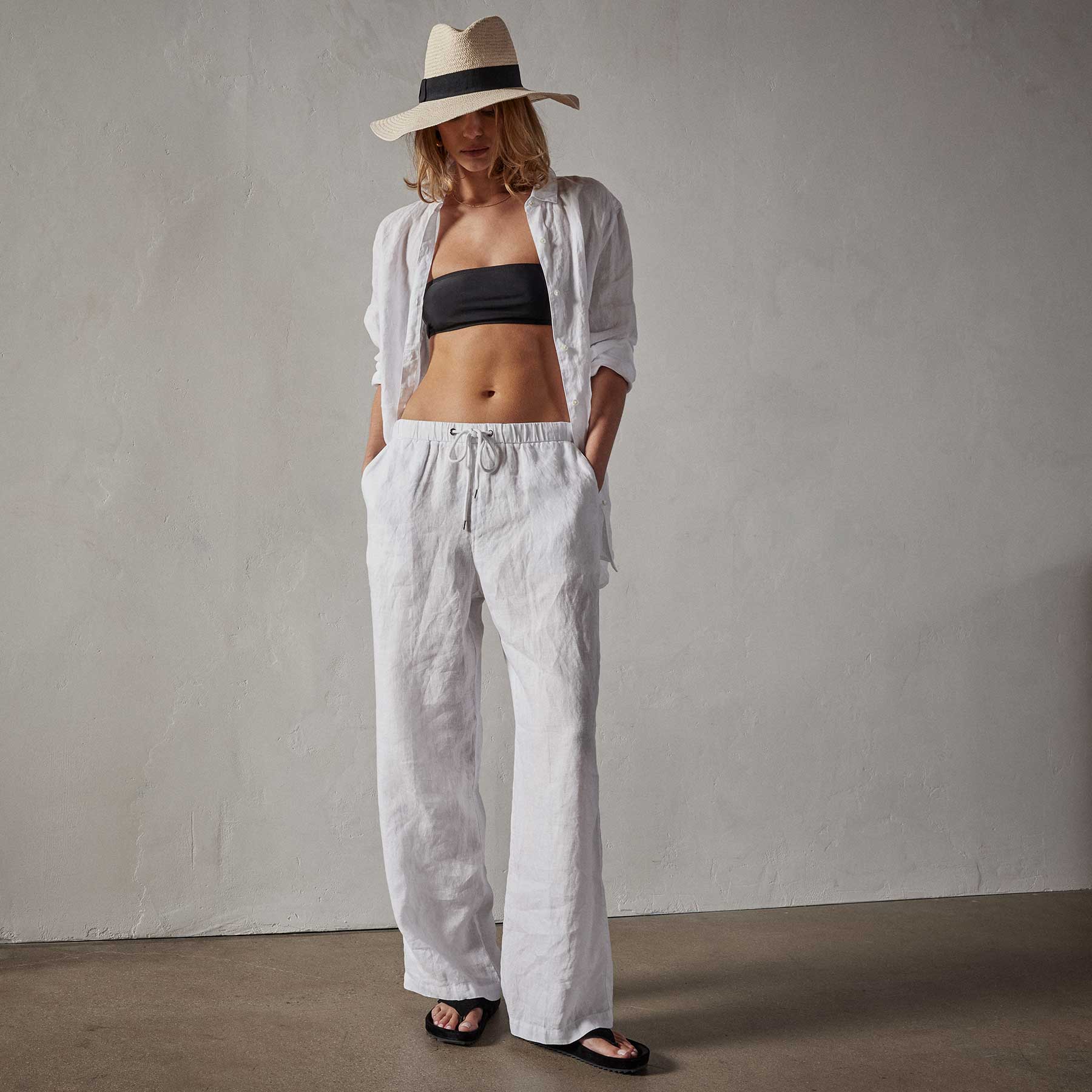 White linen pant: The Timeless Charm of it