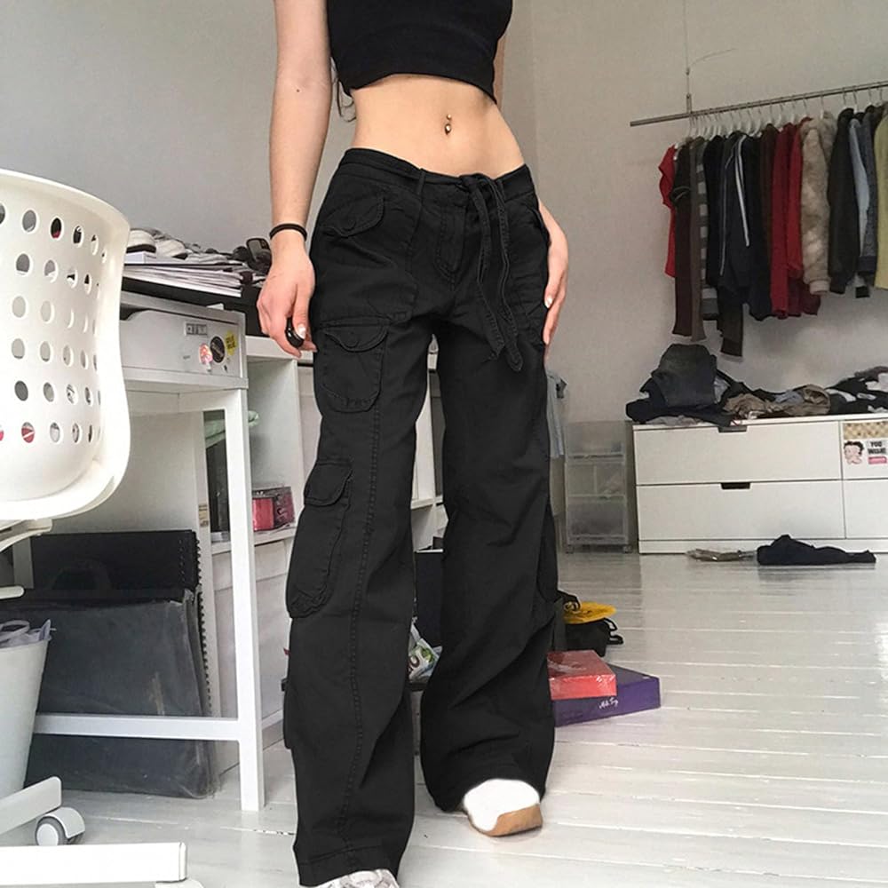 casual outfits with black cargo pants