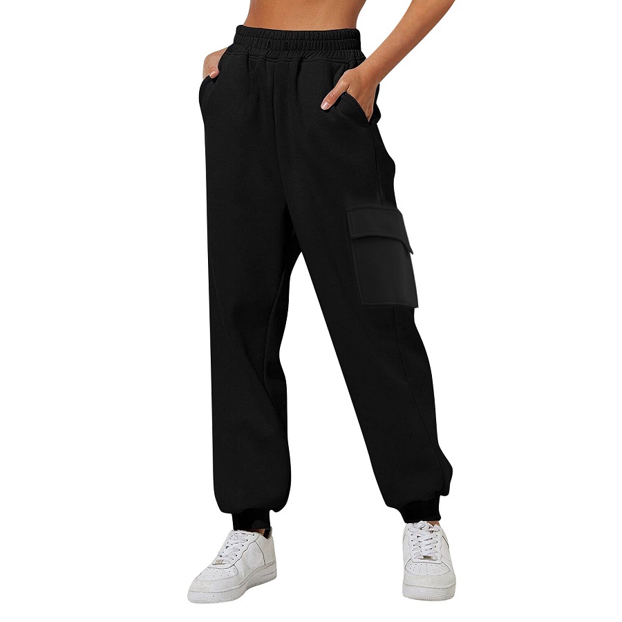 casual outfits with black cargo pants