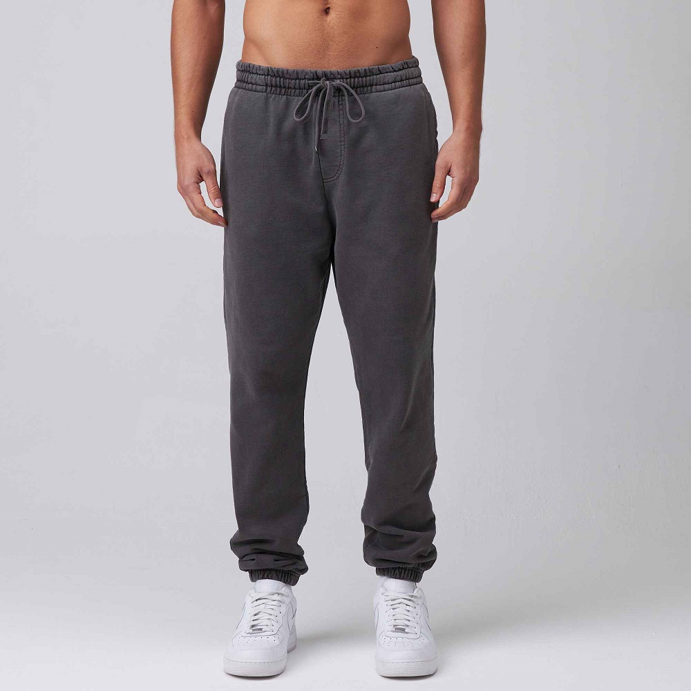 mens-sweatpants