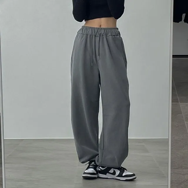 wide sweatpants