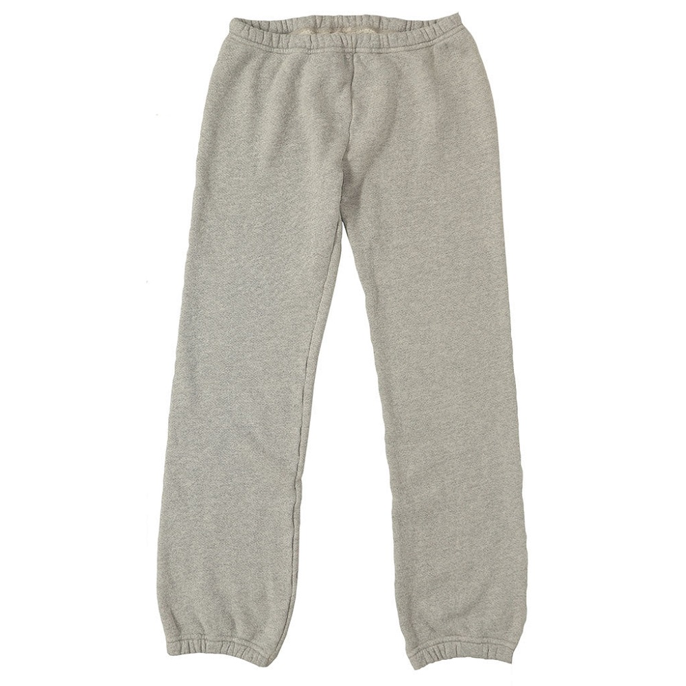 gray sweatpants 