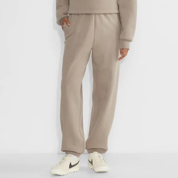cute sweatpants outfits